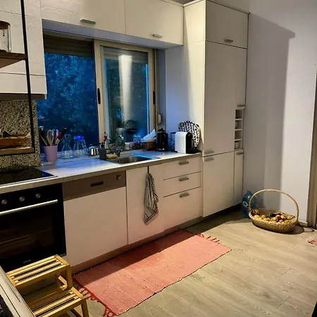 New Lovely Vacation House 펜션 Plazhi San Pietro